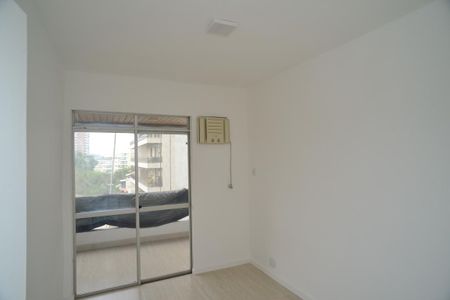 Apartamento para alugar com 91m², 2 quartos e 1 vaga Apartamento para alugar com 91m², 2 quartos e 1 vagaQuarto