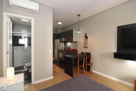 Sala/Quarto de kitnet/studio à venda com 1 quarto, 27m² em Pinheiros, São Paulo