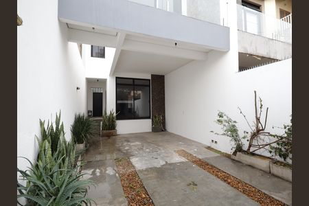 Garagem de casa para alugar com 3 quartos, 225m² em Jardim Monte Kemel, São Paulo