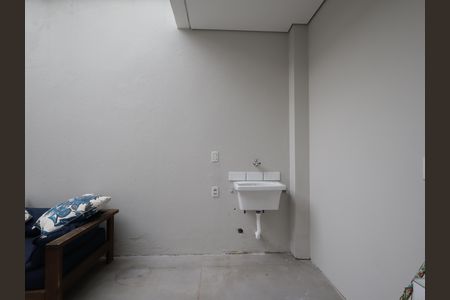 Área de Serviço de casa para alugar com 3 quartos, 225m² em Jardim Monte Kemel, São Paulo