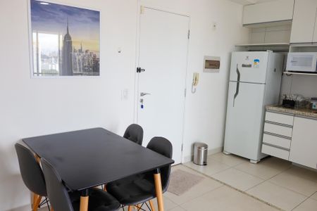 sala de apartamento para alugar com 1 quarto, 33m² em Jardim Peri, Osasco