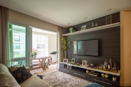 Sala de apartamento à venda com 3 quartos, 103m² em Vila Suzana, São Paulo