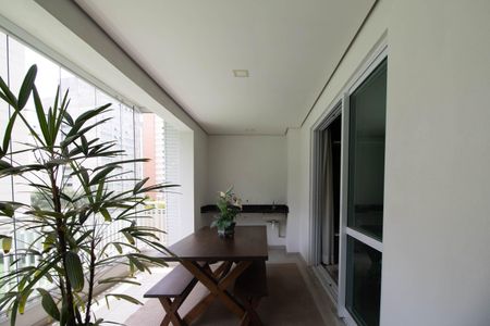 Varanda de apartamento à venda com 3 quartos, 103m² em Vila Suzana, São Paulo