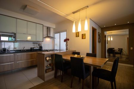 Apartamento à venda com 103m², 3 quartos e 2 vagasCozinha 