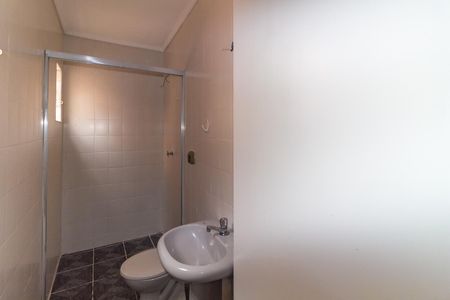 Banheiro da Suíte de casa para alugar com 4 quartos, 250m² em Vila Ivone, São Paulo