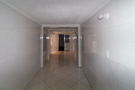 Corredor Externo de casa para alugar com 4 quartos, 250m² em Vila Ivone, São Paulo