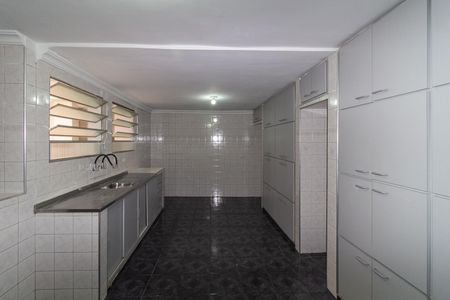 Cozinha de casa para alugar com 4 quartos, 250m² em Vila Ivone, São Paulo