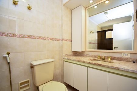 Apartamento para alugar com 105m², 3 quartos e 2 vagas Apartamento para alugar com 105m², 3 quartos e 2 vagasBanheiro da Suíte