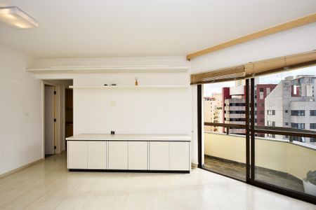 Sala de apartamento para alugar com 3 quartos, 105m² em Pinheiros, São Paulo
