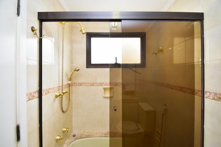 Apartamento para alugar com 105m², 3 quartos e 2 vagas Apartamento para alugar com 105m², 3 quartos e 2 vagasBanheiro da Suíte
