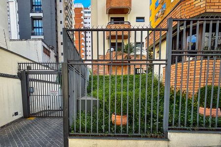 Apartamento para alugar com 105m², 3 quartos e 2 vagas Apartamento para alugar com 105m², 3 quartos e 2 vagasFachada