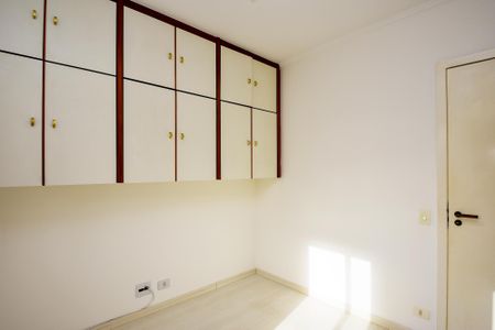 Apartamento para alugar com 105m², 3 quartos e 2 vagas Apartamento para alugar com 105m², 3 quartos e 2 vagasQuarto