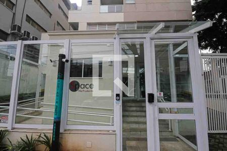 Studio à venda com 34m², 1 quarto e 1 vaga Studio à venda com 34m², 1 quarto e 1 vagaFachada e portaria