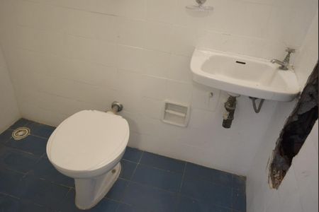 Apartamento para alugar com 186m², 4 quartos e 2 vagasBanheiro de Serviço