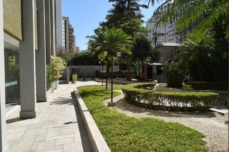 Apartamento para alugar com 186m², 4 quartos e 2 vagasÁrea comum