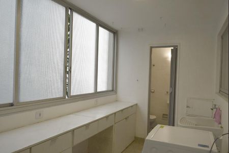 Apartamento para alugar com 186m², 4 quartos e 2 vagasÁrea de Serviço