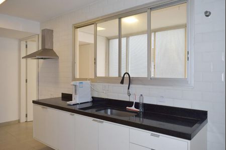 Apartamento para alugar com 186m², 4 quartos e 2 vagasCozinha