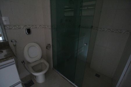 Apartamento à venda com 81m², 3 quartos e 2 vagasBanheiro social