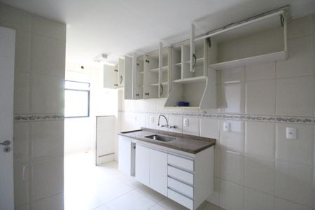 Apartamento à venda com 81m², 3 quartos e 2 vagasCozinha