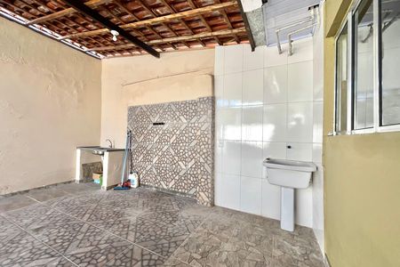 Casa para alugar com 102m², 2 quartos e 1 vagaÁrea de Serviço Casa 1
