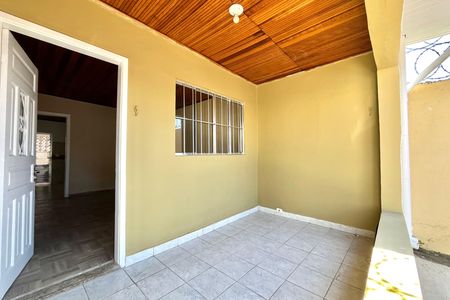 Casa para alugar com 102m², 2 quartos e 1 vagaEntrada Casa 1