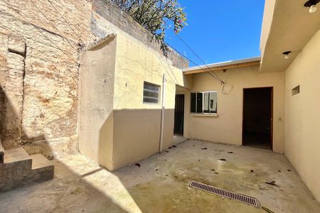 Casa para alugar com 102m², 2 quartos e 1 vagaQuintal Casa 2