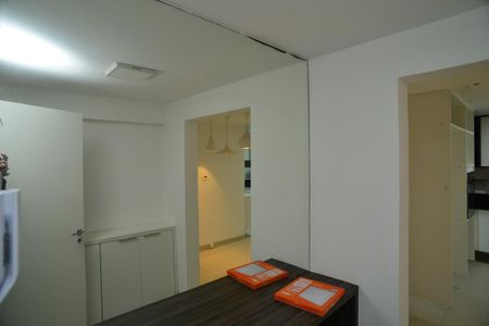 Apartamento para alugar com 250m², 4 quartos e 4 vagasHall Social