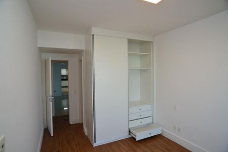 Apartamento para alugar com 250m², 4 quartos e 4 vagasSuíte 1
