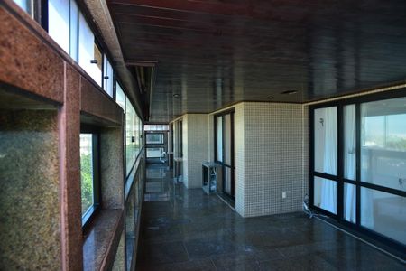 Apartamento para alugar com 250m², 4 quartos e 4 vagasVaranda