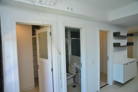 Apartamento para alugar com 250m², 4 quartos e 4 vagasQuartos e Banheiro de Serviço