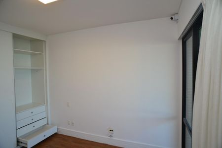Apartamento para alugar com 250m², 4 quartos e 4 vagasSuíte 1