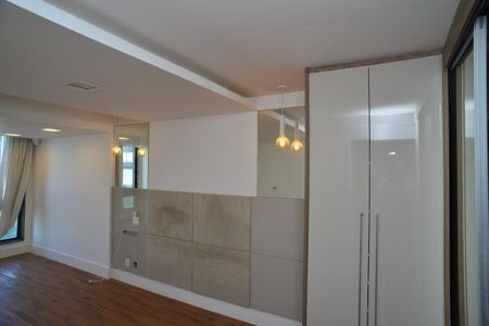 Apartamento para alugar com 250m², 4 quartos e 4 vagasSuíte Principal