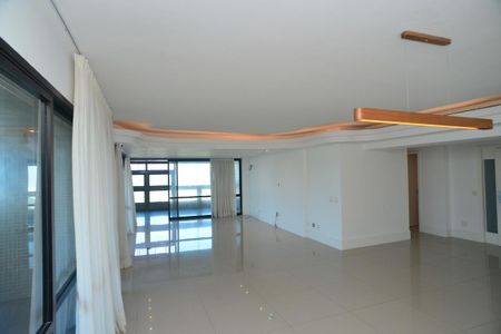 Apartamento para alugar com 250m², 4 quartos e 4 vagasSala