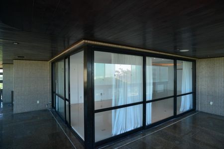 Apartamento para alugar com 250m², 4 quartos e 4 vagasVaranda