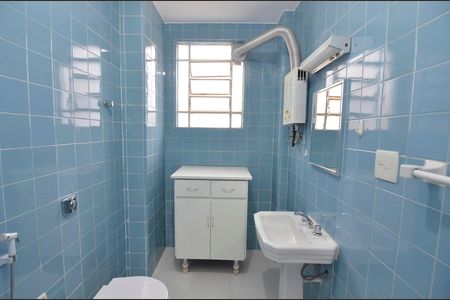 Apartamento à venda com 120m², 3 quartos e 1 vaga Apartamento à venda com 120m², 3 quartos e 1 vagaBanheiro Social