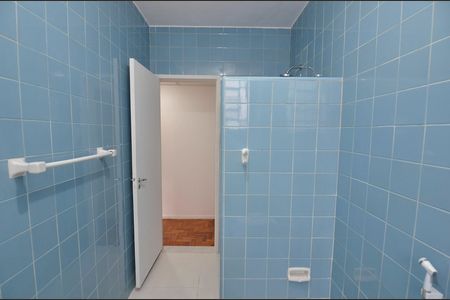 Apartamento à venda com 120m², 3 quartos e 1 vaga Apartamento à venda com 120m², 3 quartos e 1 vagaBanheiro Social
