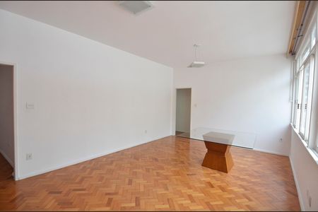 Apartamento à venda com 120m², 3 quartos e 1 vaga Apartamento à venda com 120m², 3 quartos e 1 vagaSala