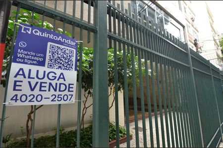 Apartamento à venda com 120m², 3 quartos e 1 vaga Apartamento à venda com 120m², 3 quartos e 1 vagaPlaca