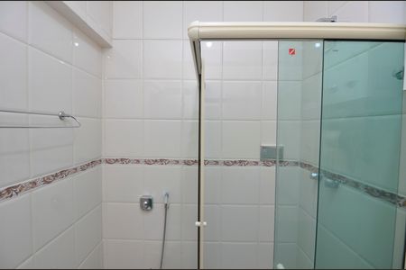 Apartamento à venda com 120m², 3 quartos e 1 vaga Apartamento à venda com 120m², 3 quartos e 1 vagaBanheiro da Suíte