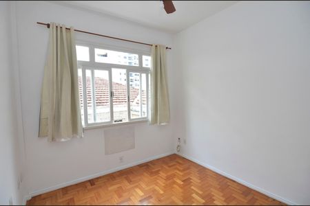 Apartamento à venda com 120m², 3 quartos e 1 vaga Apartamento à venda com 120m², 3 quartos e 1 vagaSuíte