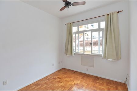 Apartamento à venda com 120m², 3 quartos e 1 vaga Apartamento à venda com 120m², 3 quartos e 1 vagaSuíte