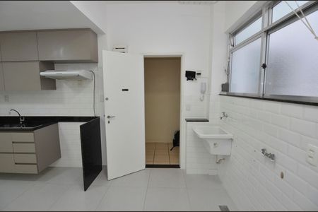 Apartamento à venda com 120m², 3 quartos e 1 vaga Apartamento à venda com 120m², 3 quartos e 1 vagaÁrea de Serviço