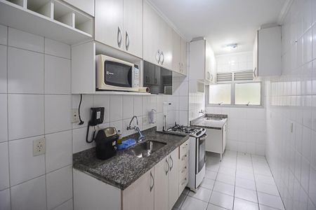 Apartamento à venda com 65m², 2 quartos e 1 vagaCozinha e Área de Serviço