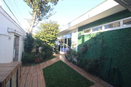 Fachada de casa à venda com 2 quartos, 140m² em Jardim Jua, São Paulo