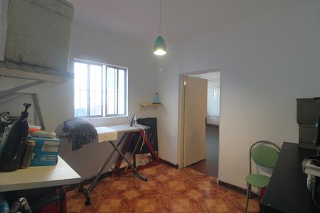 Casa para alugar com 140m², 2 quartos e 3 vagas Casa para alugar com 140m², 2 quartos e 3 vagasCasa 2 / quarto 2