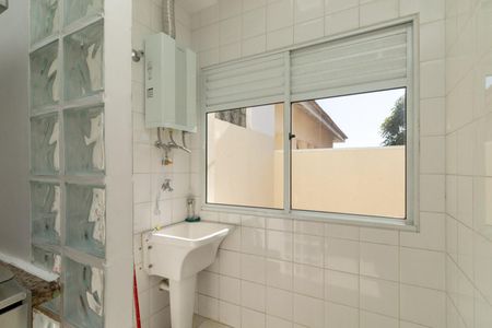 Área de Serviço de casa para alugar com 3 quartos, 110m² em Sítio da Figueira, São Paulo