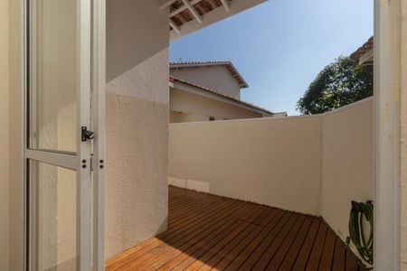 Varanda da Sala de casa para alugar com 3 quartos, 110m² em Sítio da Figueira, São Paulo