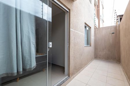 Apartamento para alugar com 52m², 2 quartos e 1 vaga Apartamento para alugar com 52m², 2 quartos e 1 vagaVaranda Quarto 2