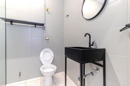 Studio à venda com 37m², 1 quarto e sem vaga Studio à venda com 37m², 1 quarto e sem vagaBanheiro Social