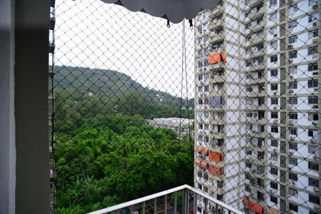 Apartamento à venda com 58m², 2 quartos e 1 vagaVaranda